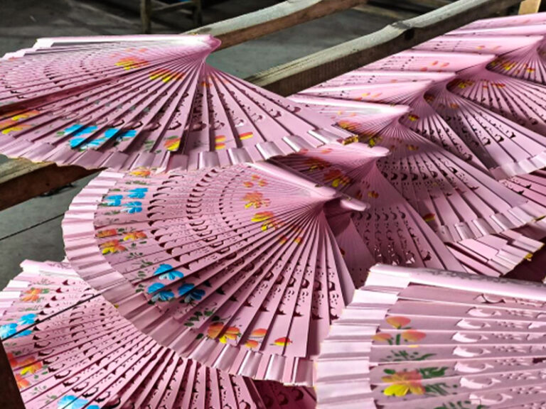 Spanish wood fan